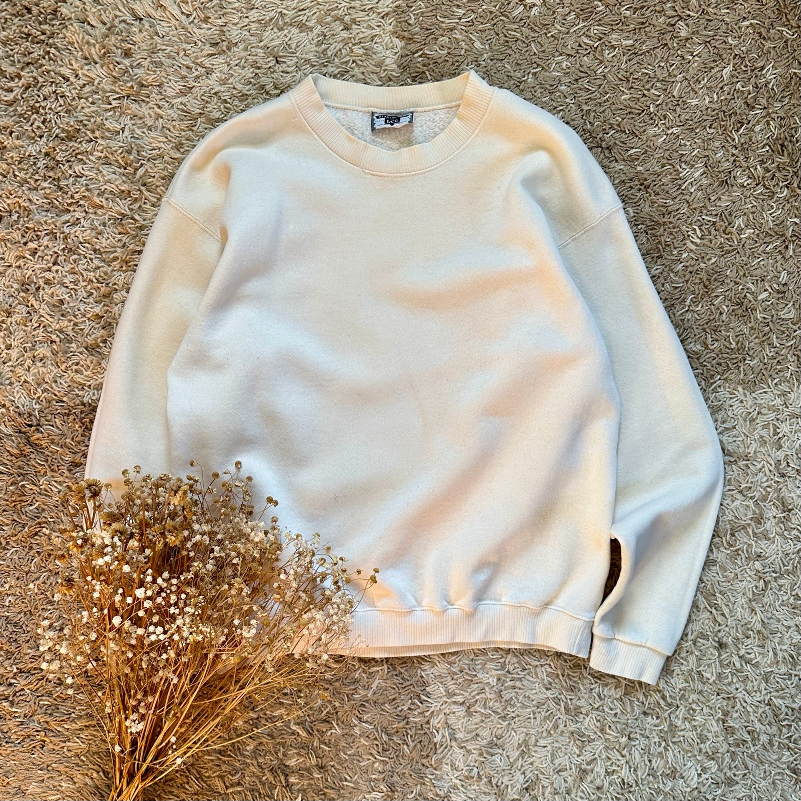 Vintage 90s Lee Cream Sweatshirt Made In Usa Mens Size L